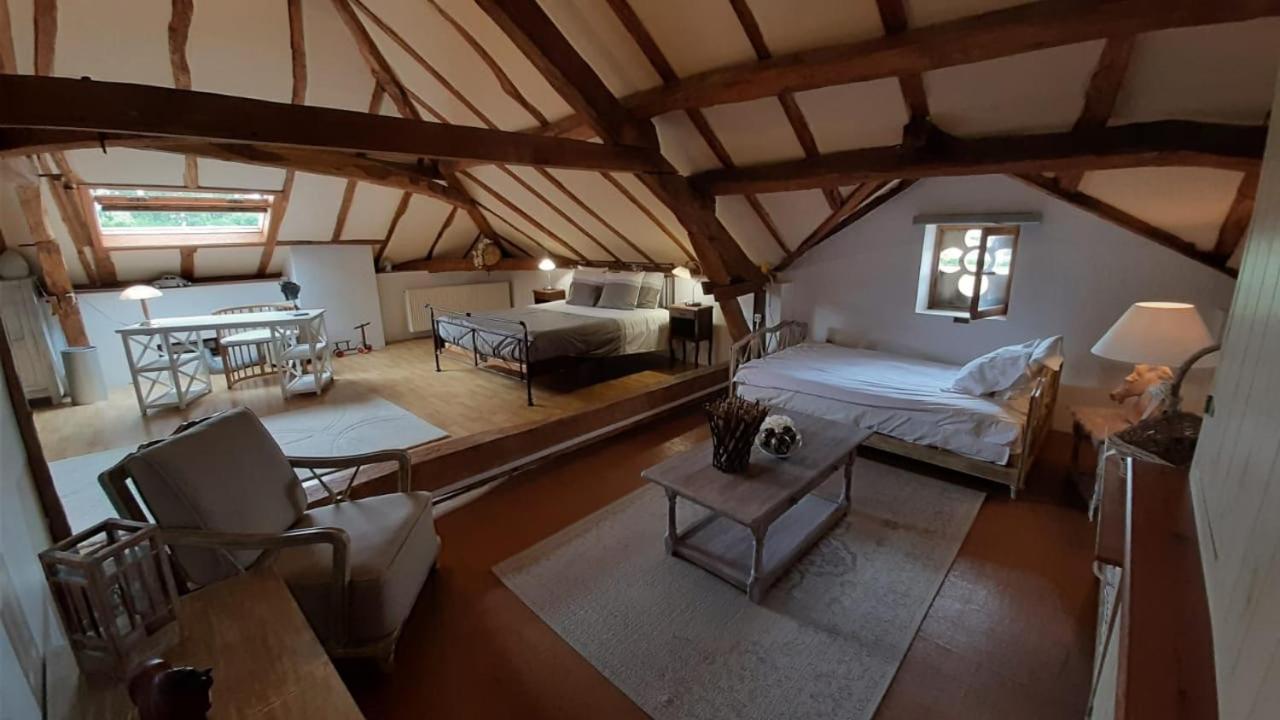 En Bord De Riviere Bed & Breakfast Casseneuil Exterior foto