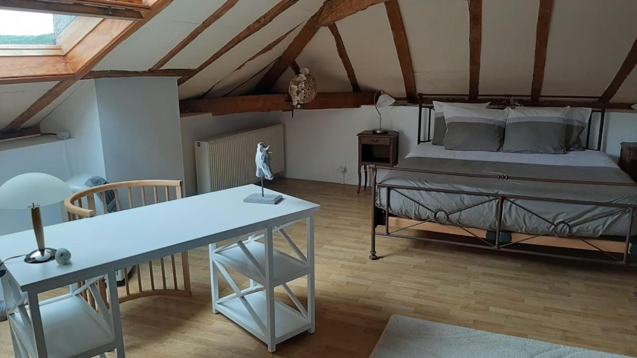 En Bord De Riviere Bed & Breakfast Casseneuil Exterior foto