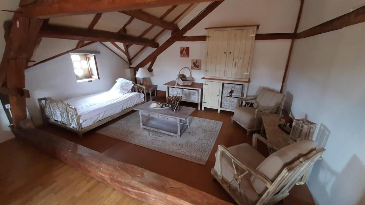 En Bord De Riviere Bed & Breakfast Casseneuil Exterior foto