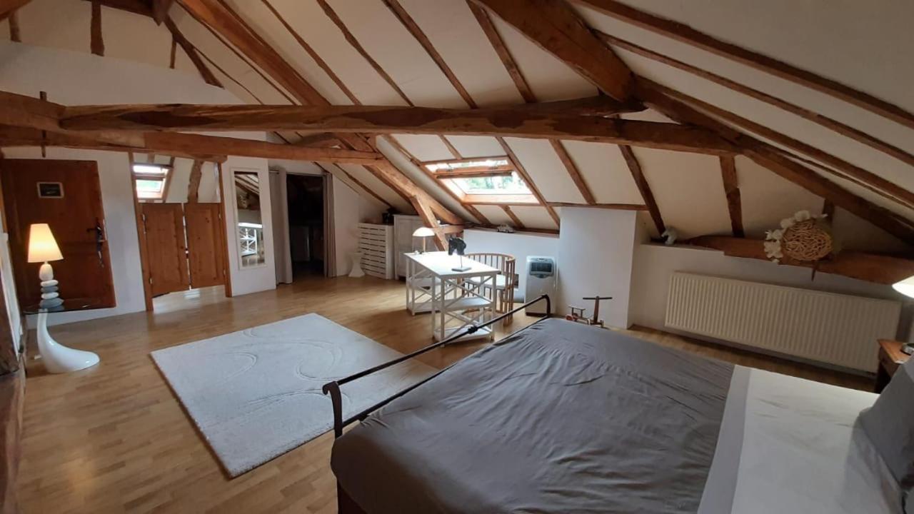 En Bord De Riviere Bed & Breakfast Casseneuil Exterior foto