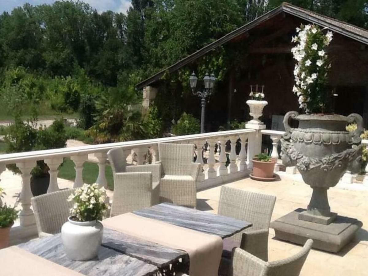 En Bord De Riviere Bed & Breakfast Casseneuil Exterior foto