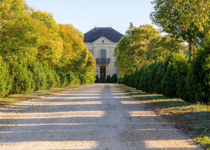 En Bord De Riviere Bed & Breakfast Casseneuil Exterior foto